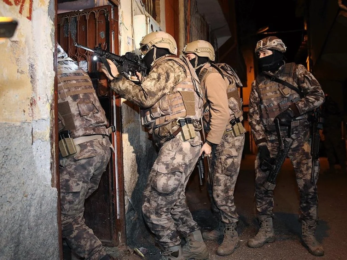 Şanlıurfa merkezli DEAŞ operasyonu: 47 gözaltı