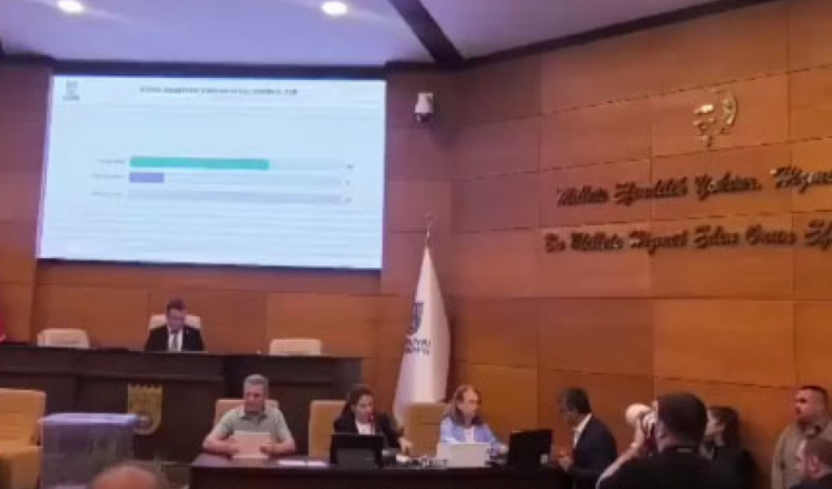 Silivri'de kritik seçim tamamlandı: Bora Balcıoğlu'nun yerine başkanvekili belli oldu