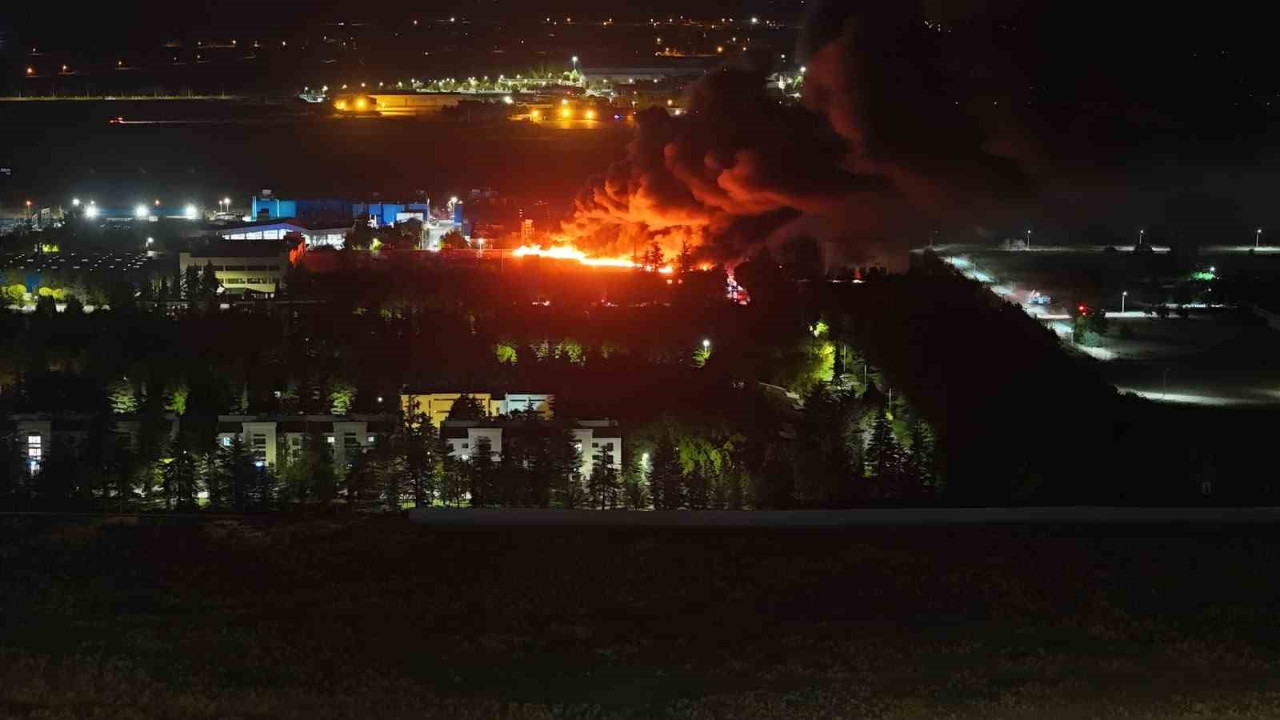 Eskişehir'de TEI fabrikasında yangın çıktı