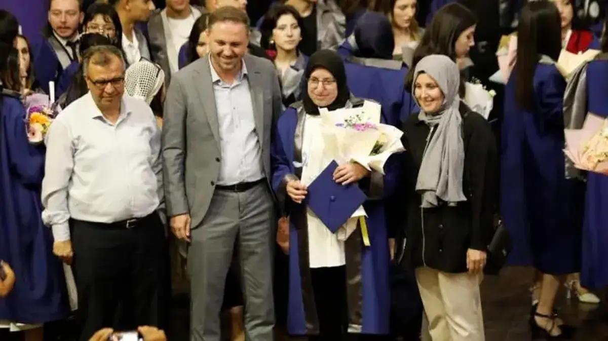 Kadriye Ülke 12 yaşında okulu bıraktı, 54 yaşında üniversiteyi bitirdi