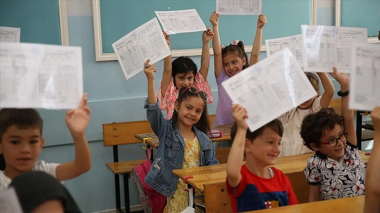 İBB çocuklar için birçok karne etkinliği düzenliyor