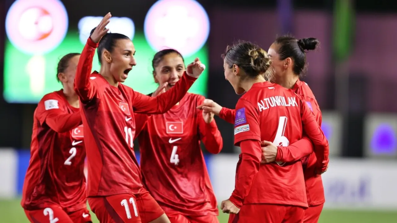 Türkiye-Kuzey İrlanda maçı hangi kanalda, nereden izlenir? (A Milli Kadın Futbol Takımı)