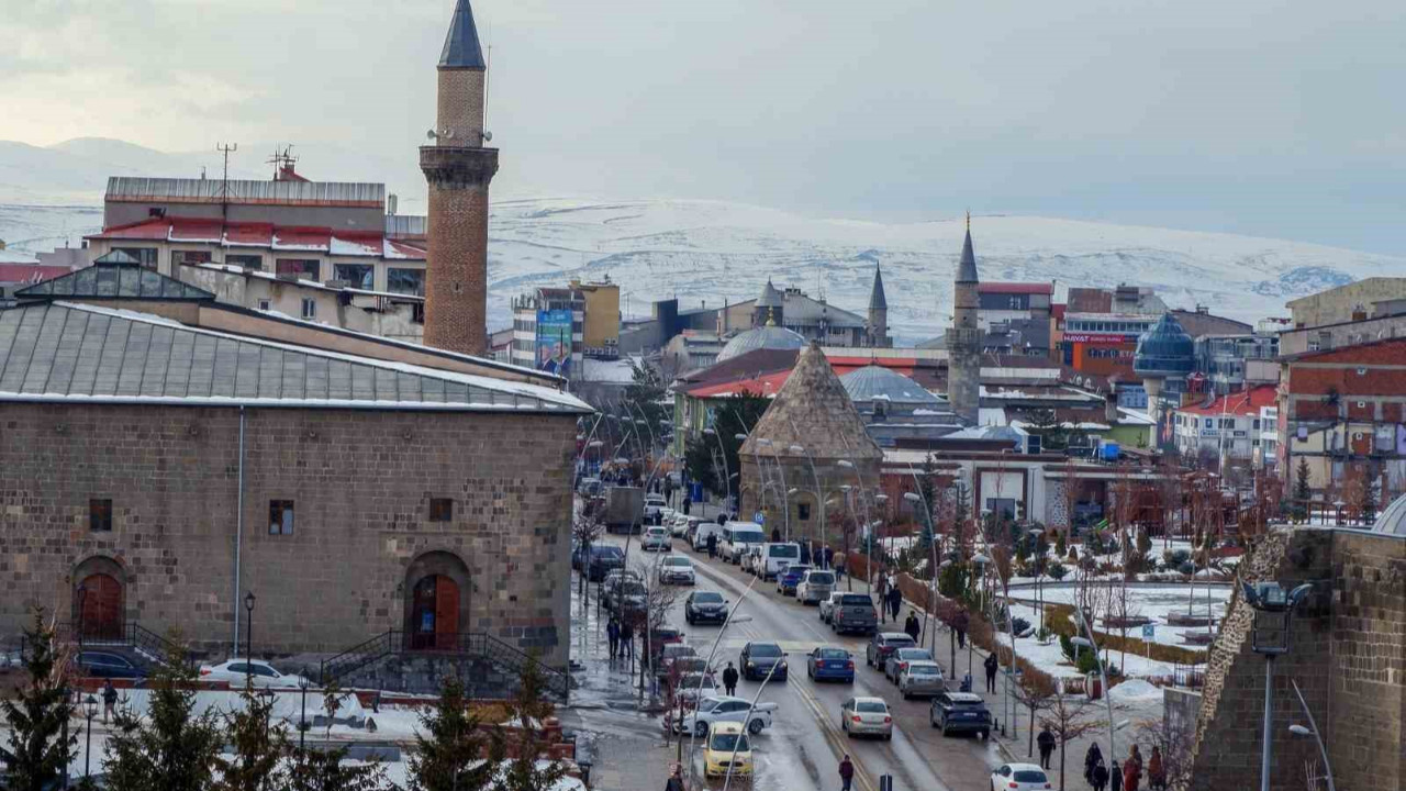 Erzurum 2025 yılında net 10 bin 113 kişi göç verdi