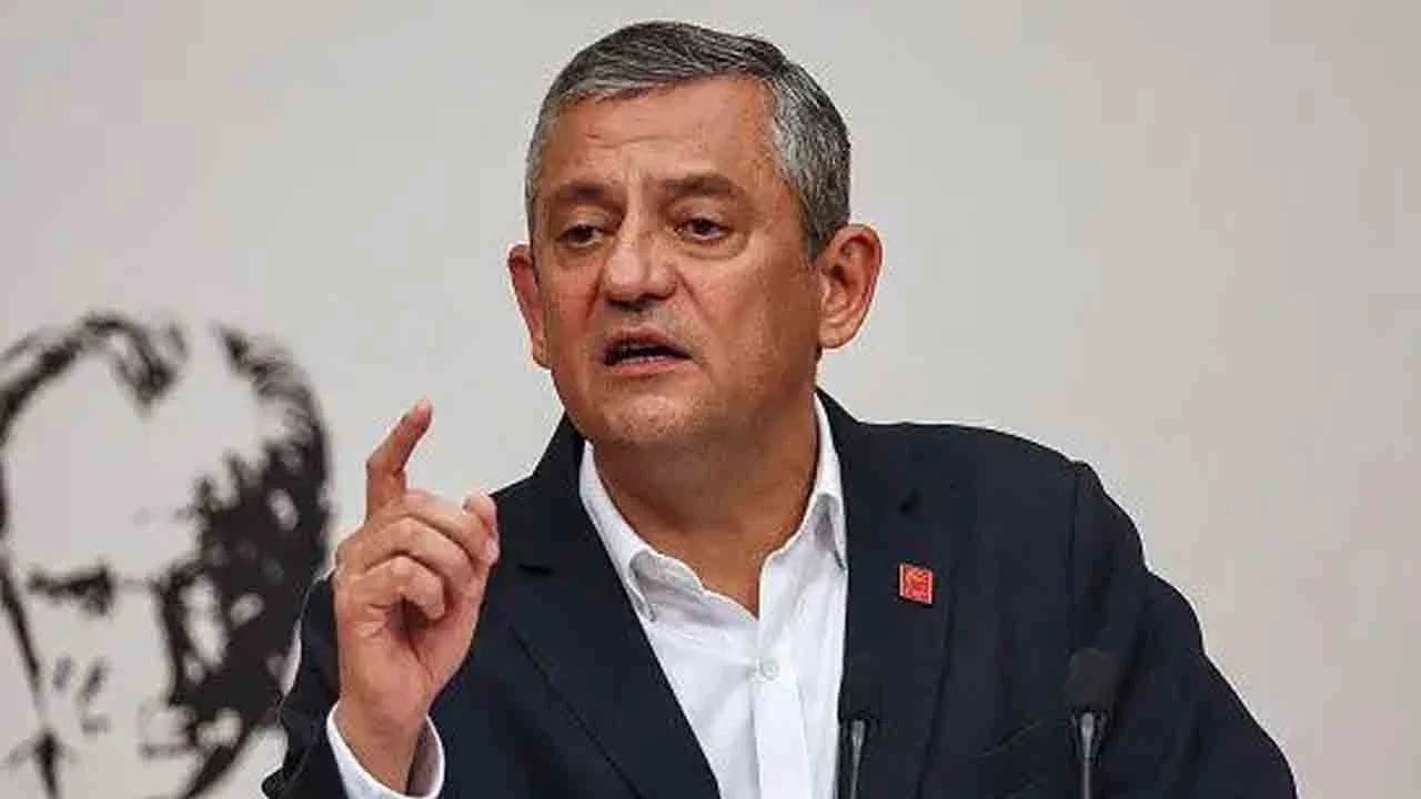 CHP’li isimden Özelcilere kapak! “Mertçe yeni parti kuruyoruz diyemiyorlar!”