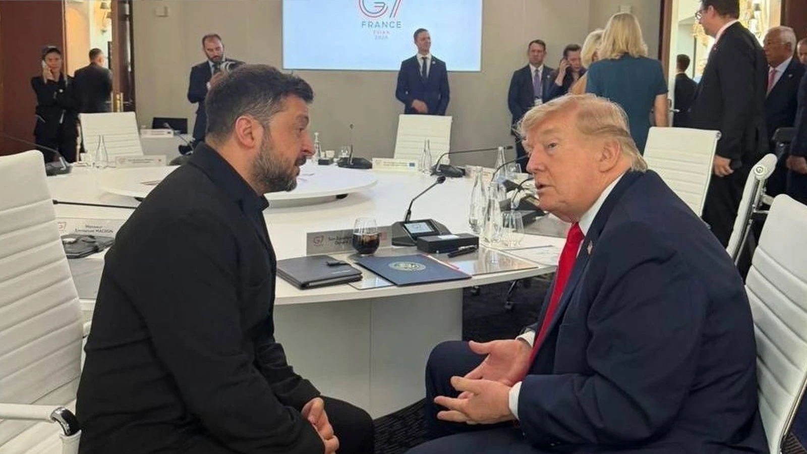 Ukrayna lideri Zelenski, ABD Başkanı Trump ile görüştü