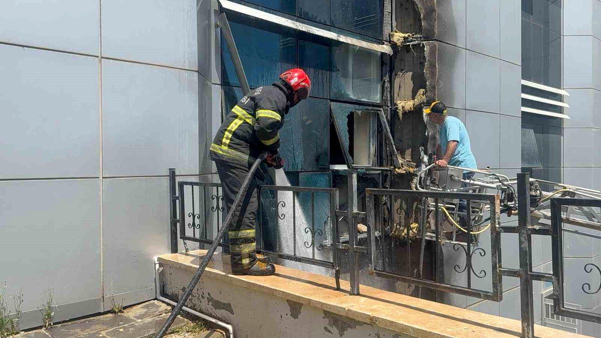 Harran Üniversitesi Tıp Fakültesi Hastanesinde korkutan yangın
