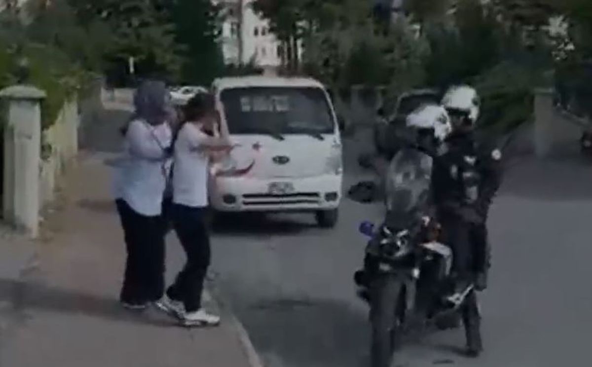 Kayseri'de polis, sınava geç kalan öğrencileri taşıdı