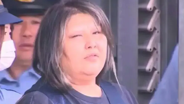 Japonya'da film gibi olay! Ev arkadaşının ağzını iple dikti