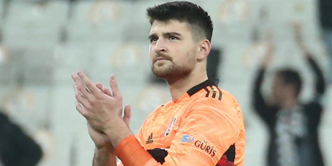 Al-Jazira, kaleci Ersin Destanoğlu'nu transfer etti