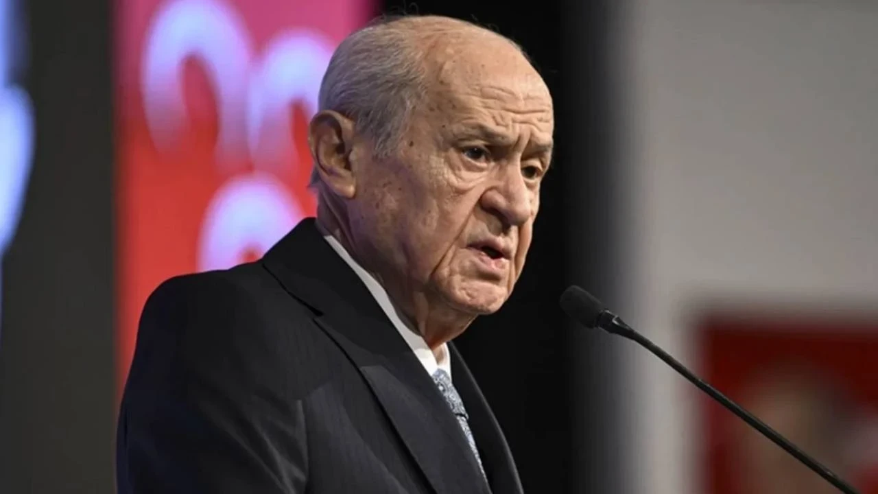 Bahçeli, partisinin grup toplantısında konuşuyor