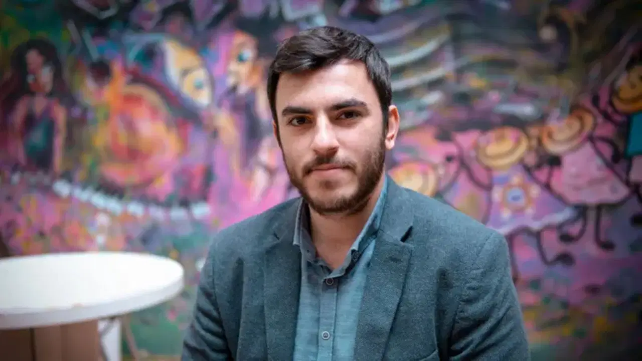 Tutuklu gazeteci İsmail Arı'nın ilk duruşması bugün