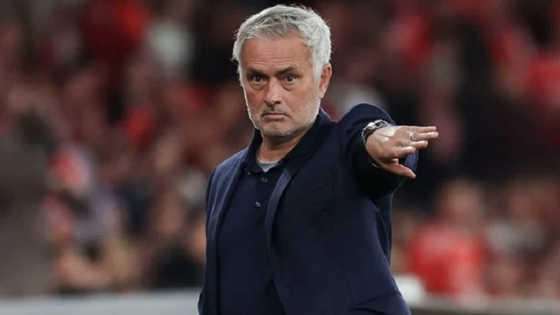 Mourinho'nun gözü Galatasaray'ın yıldızında: Dev transfer iddiası gündem oldu