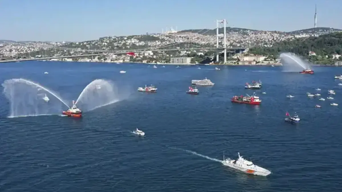 15 Temmuz’un 10. yılında İstanbul Boğazı’nda görkemli tören! 253 gemiyle deniz korteji