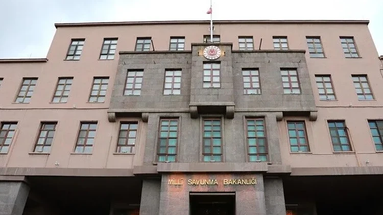 MSB'den 15 Temmuz mesajı: Canlarını feda eden aziz şehitlerimizi rahmet anıyoruz