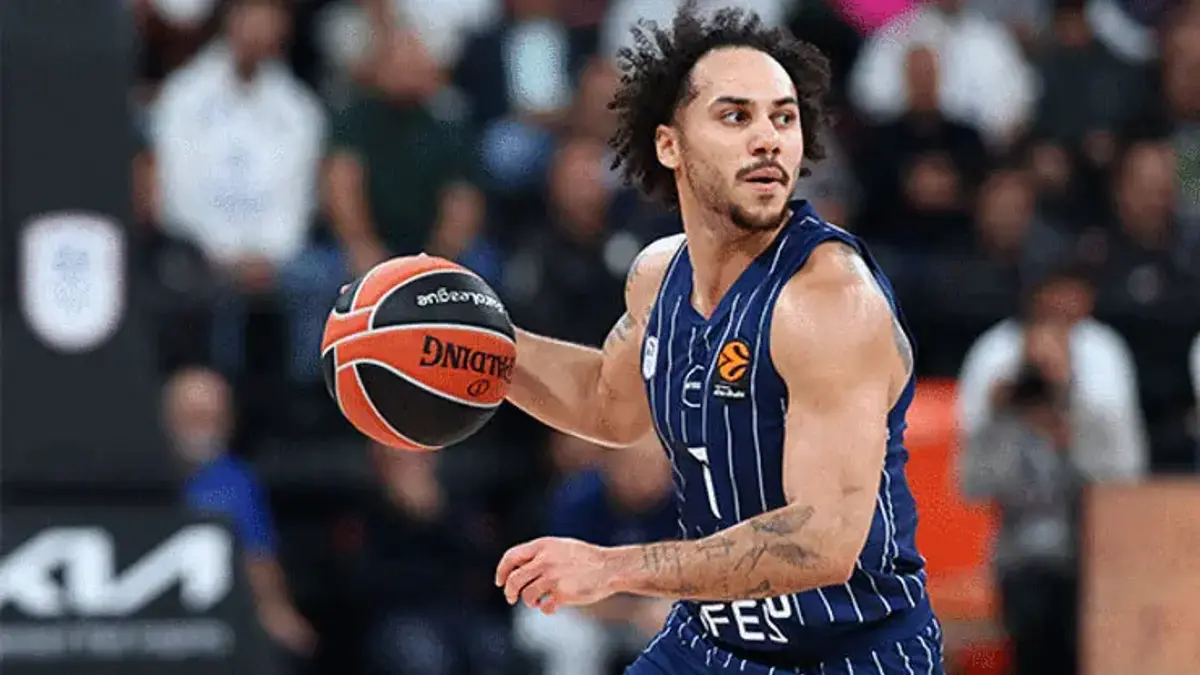 EuroLeague’i sallayacak dev takas! Larkin Fenerbahçe yolunda