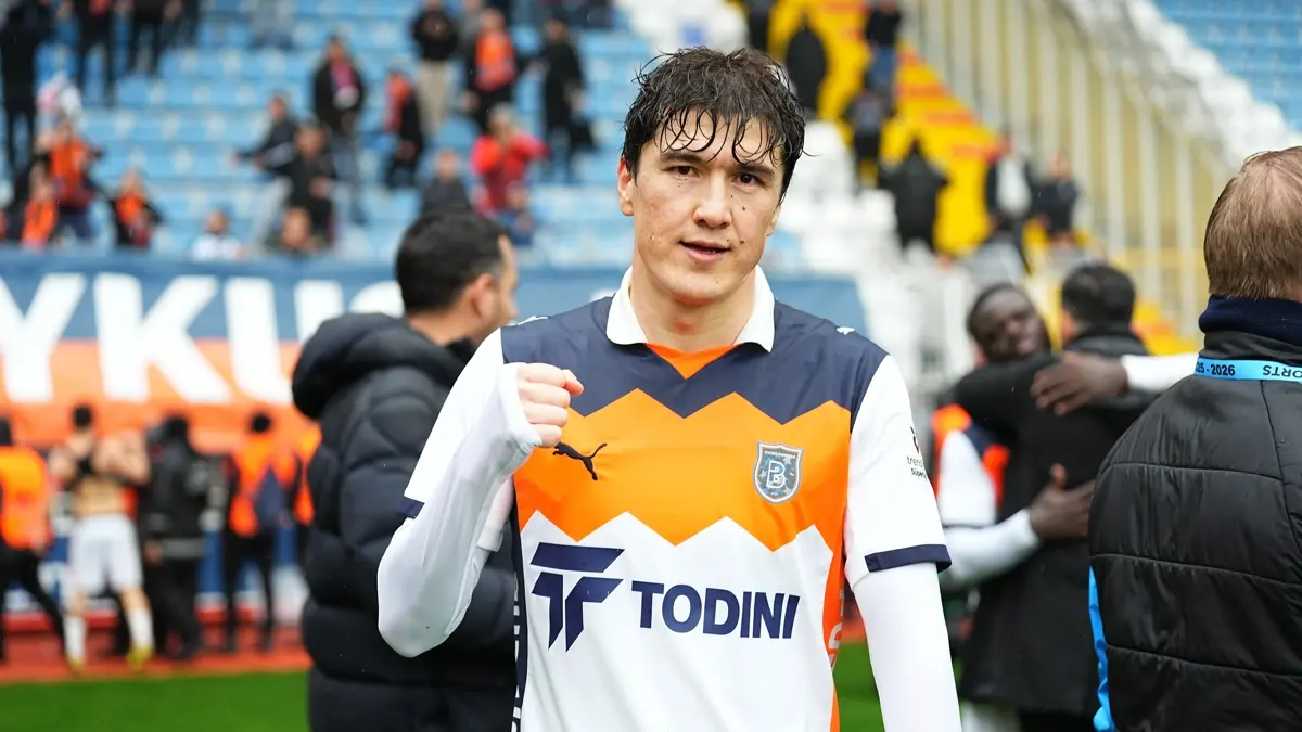 Başakşehir, Shomurodov ile 2 yıllık sözleşme imzaladı
