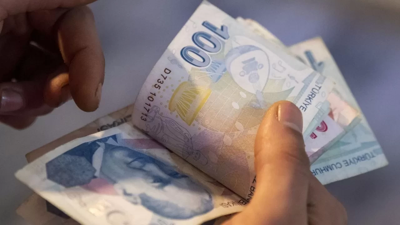 Bakan Göktaş duyurdu! Yaşlı ve engelli aylıkları hesaplara yatırılıyor