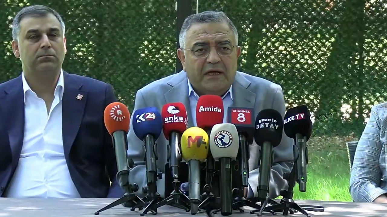 Sezgin Tanrıkulu'ndan süreç açıklaması: Mazeret aramayın çerçeve yasa konusunda bilgilendirin