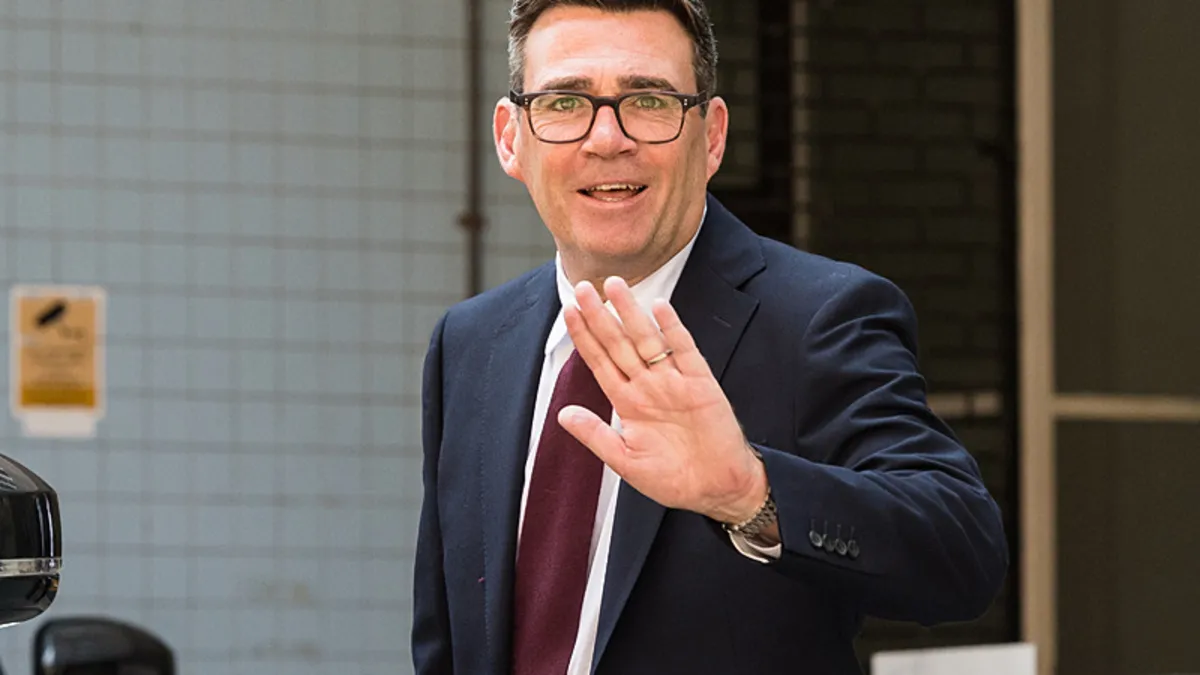 SON DAKİKA| İngiltere’de yeni dönem: Andy Burnham Başbakan oldu