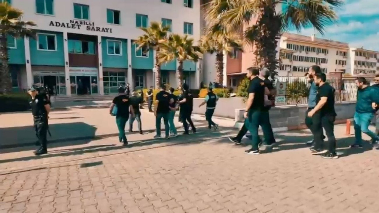 Aydın'da mekan ve araç kurşunlayan çete yakalandı