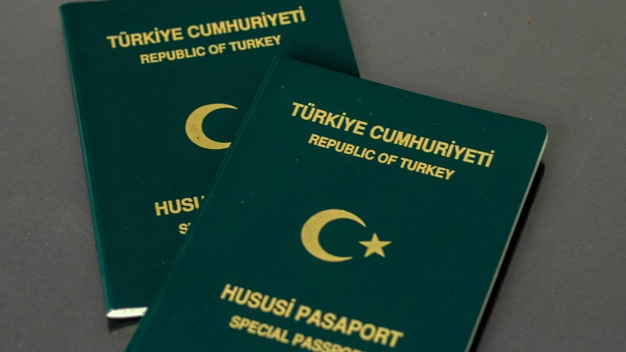 Yeşil pasaportta yeni dönem: 6 meslek grubu için teklif verildi