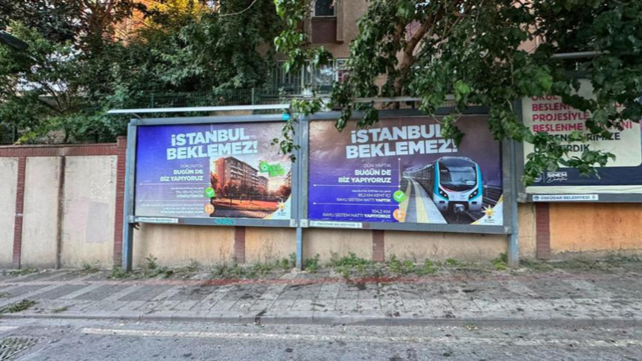 CHP’li belediyenin panolarında AKP reklamı! "İstanbul beklemez" dediler donattılar