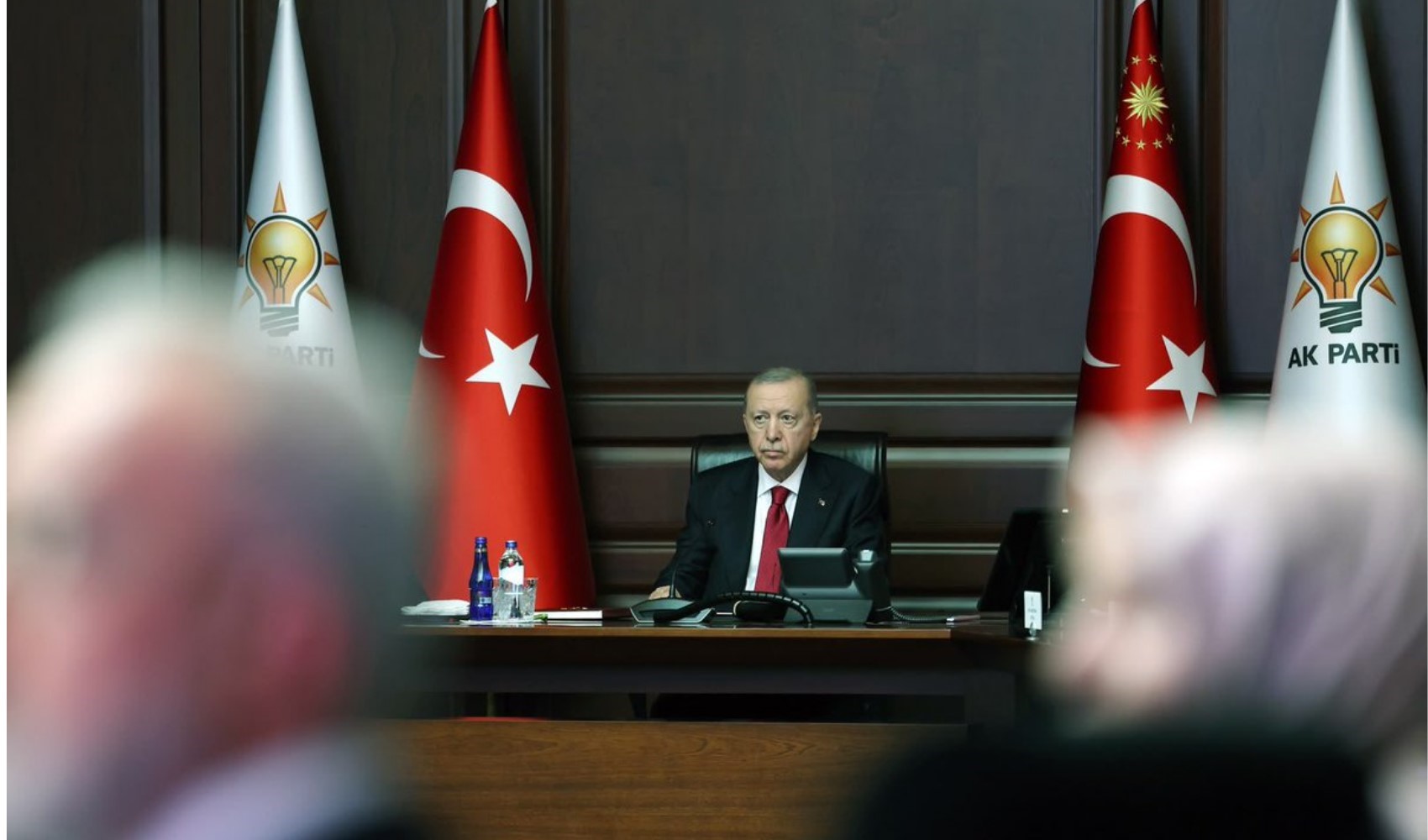 AKP MYK, Erdoğan başkanlığında toplandı: Gündem 'Terörsüz Türkiye' süreci ve ekonomi