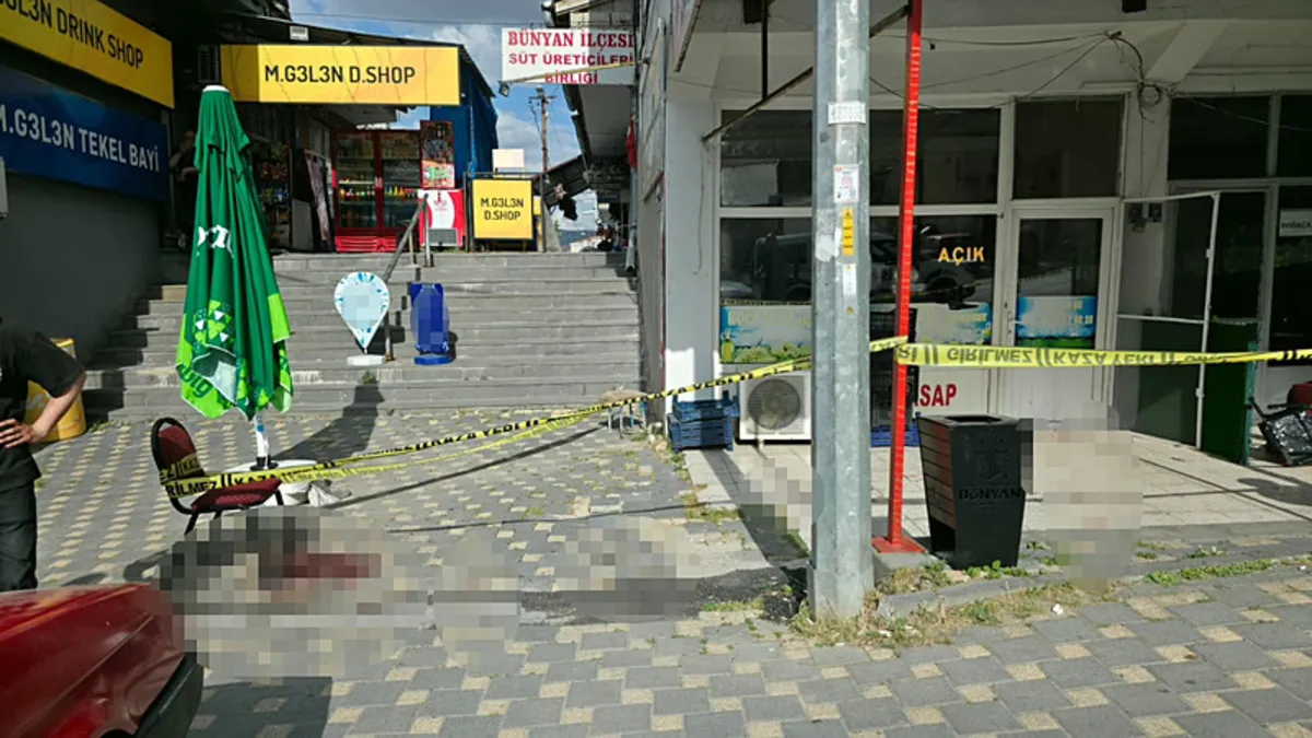 Esnaf tartışmasında kan aktı: 1 kişi ağır yaralı!