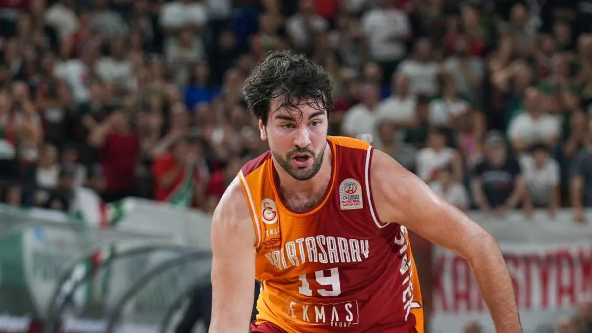 Galatasaray Erkek Basketbol Takımı'ndan Buğrahan Tuncer kararı