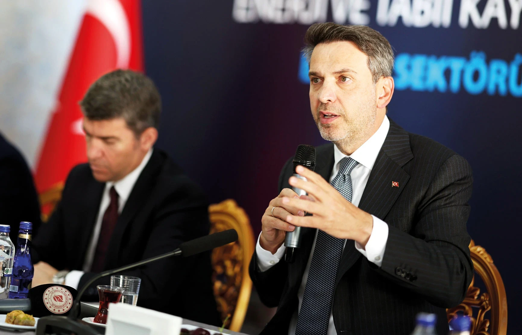 Üniversitelilere ‘enerji’ bursu
