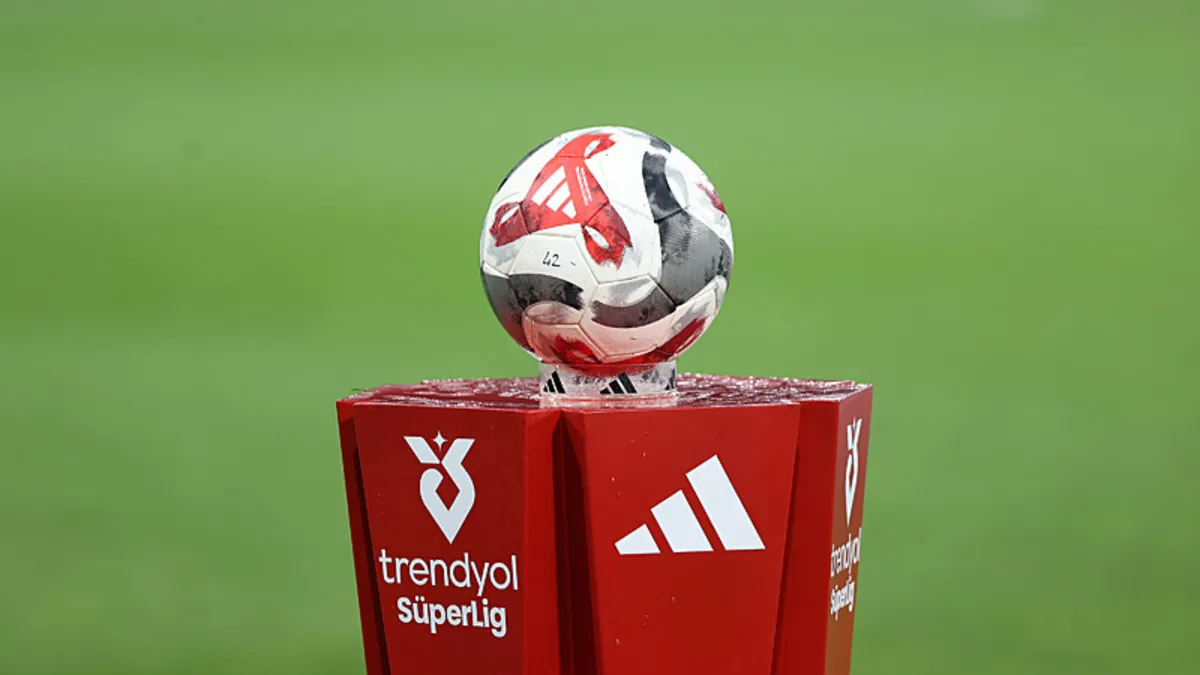 Süper Lig’in en değerli takımı değişti! Galatasaray mı, Fenerbahçe mi?