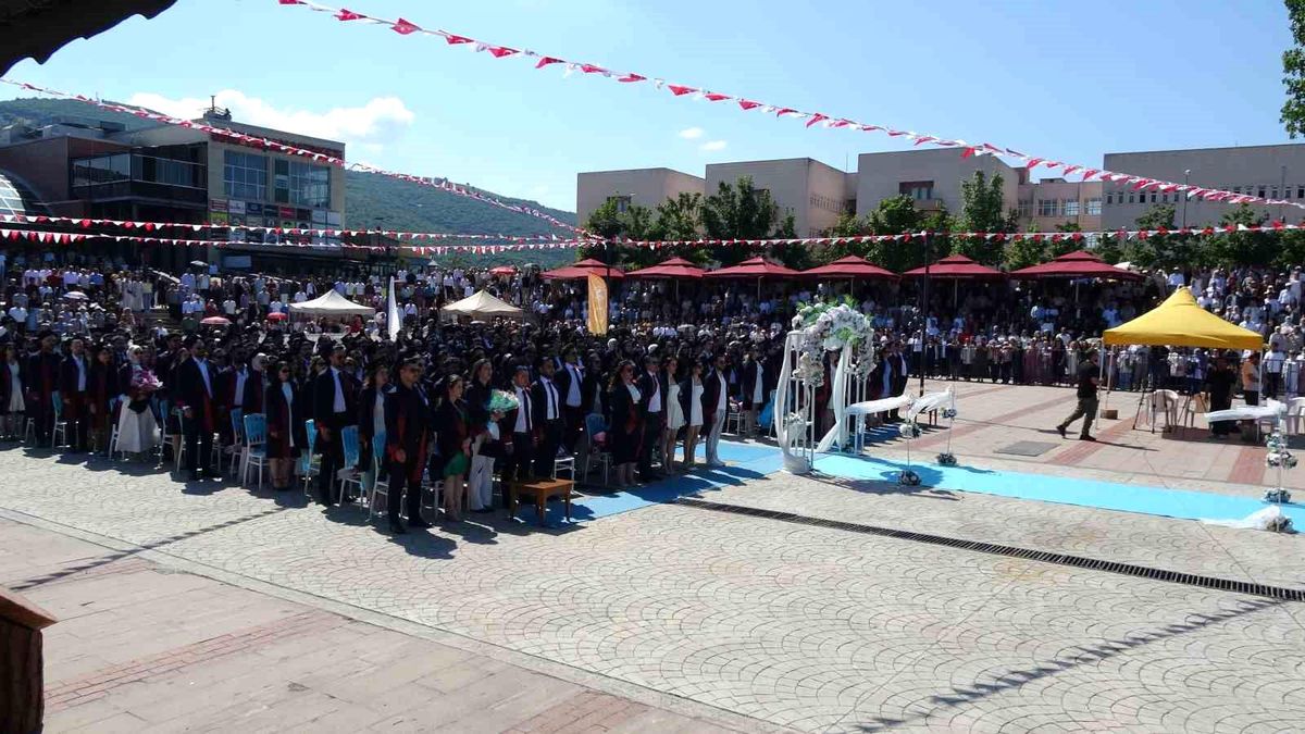 Sağlık ordusuna 365 yeni hekim
