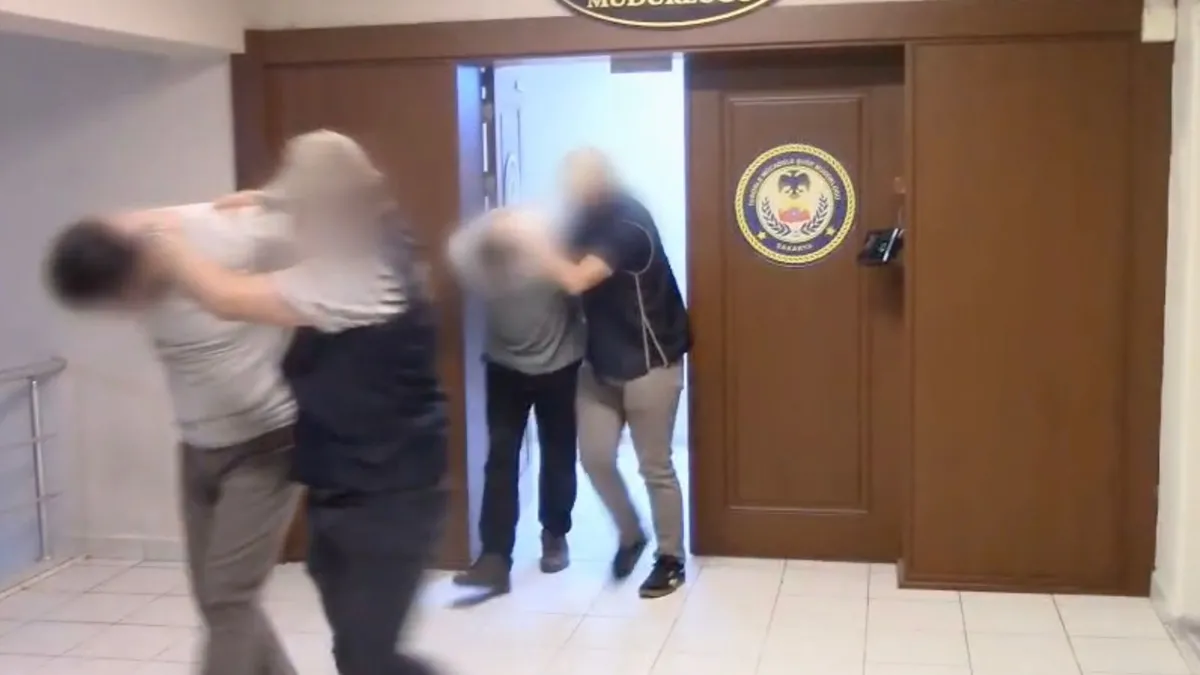 Sakarya'da DEAŞ'ın finans yapılanmasına operasyon!