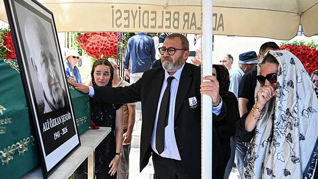 Milliyet Gazetesi Genel Yayın Yönetmeni Şendir'in babası son yolculuğuna uğurlandı
