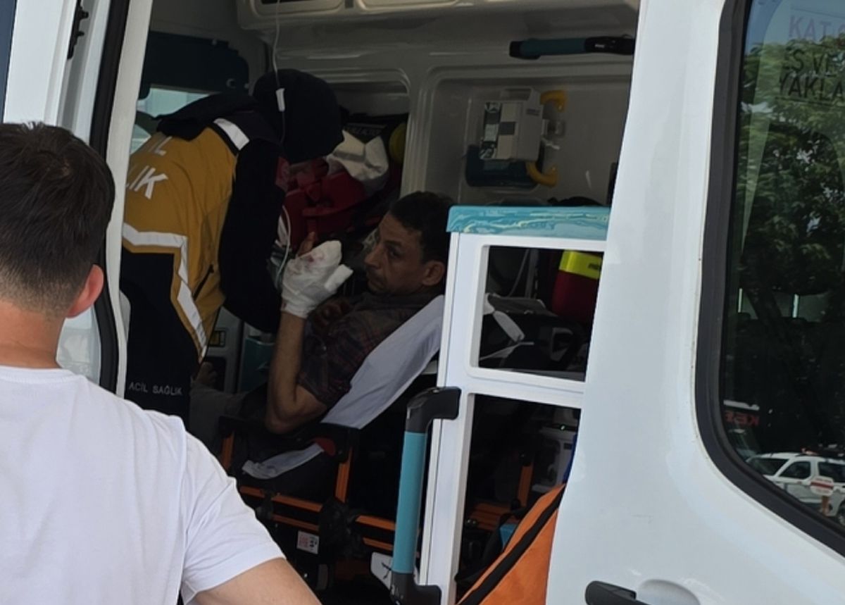 Bursa'da Mobilya İmalathanesinde İş Kazası: İki Parmak Koptu