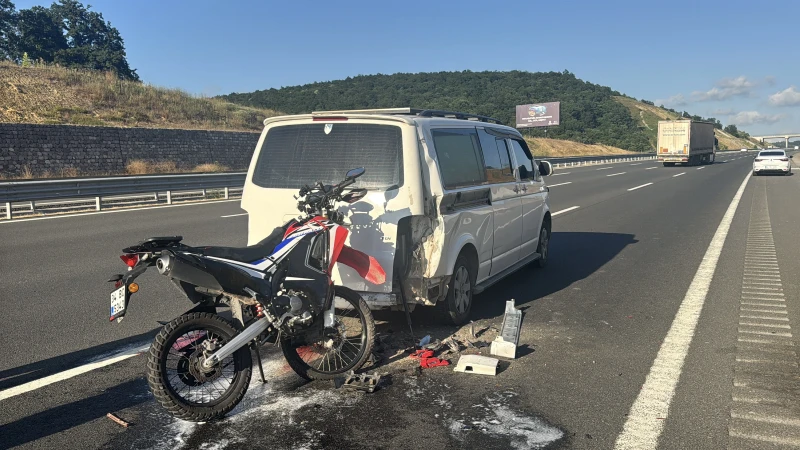 Kuzey Marmara Otoyolu'nda motosiklet minibüse çarptı: Bir kişi hayatını kaybetti