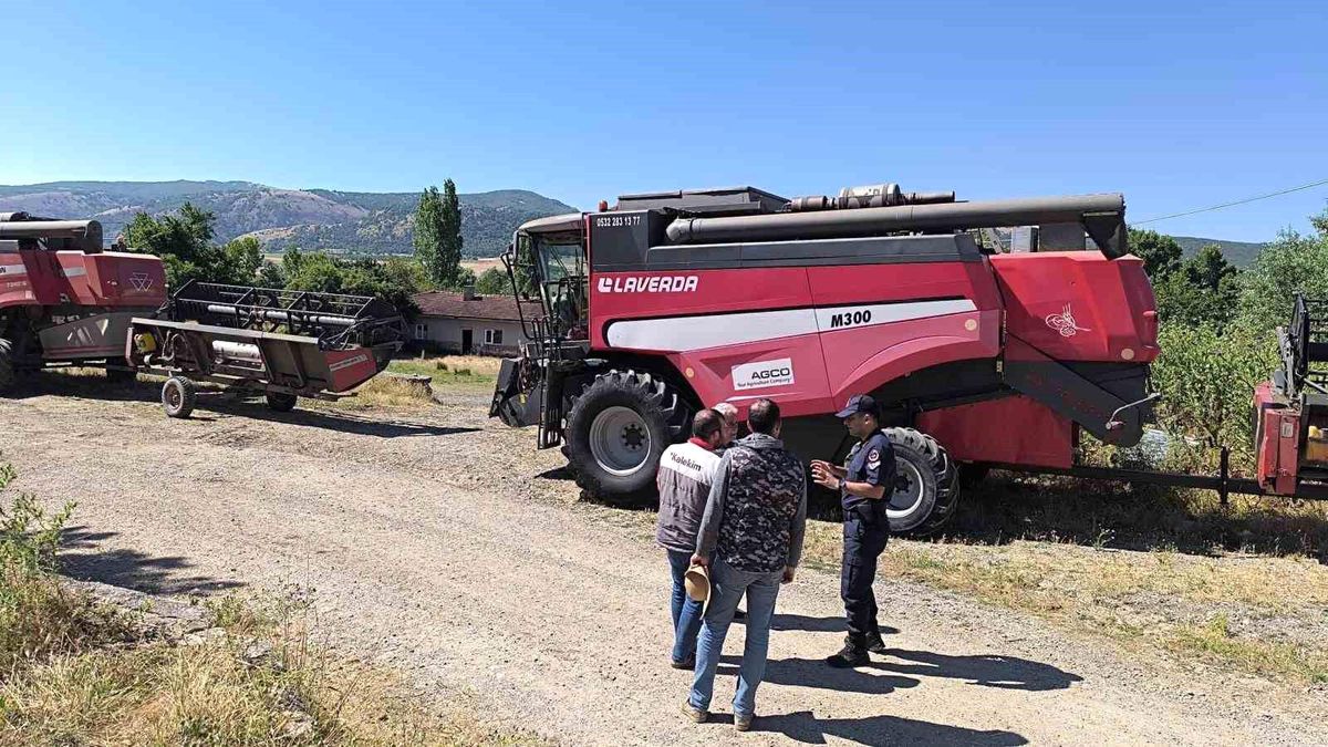 Jandarmadan hasat öncesi biçerdöver operatörlerine uyarılar