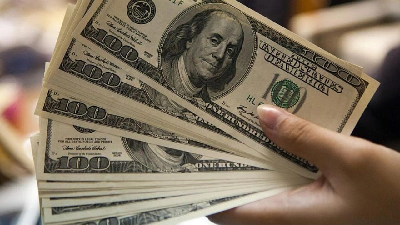 Fed'in faiz mesajı barıştan da güçlü çıktı: Dolar rekordan rekora koşuyor