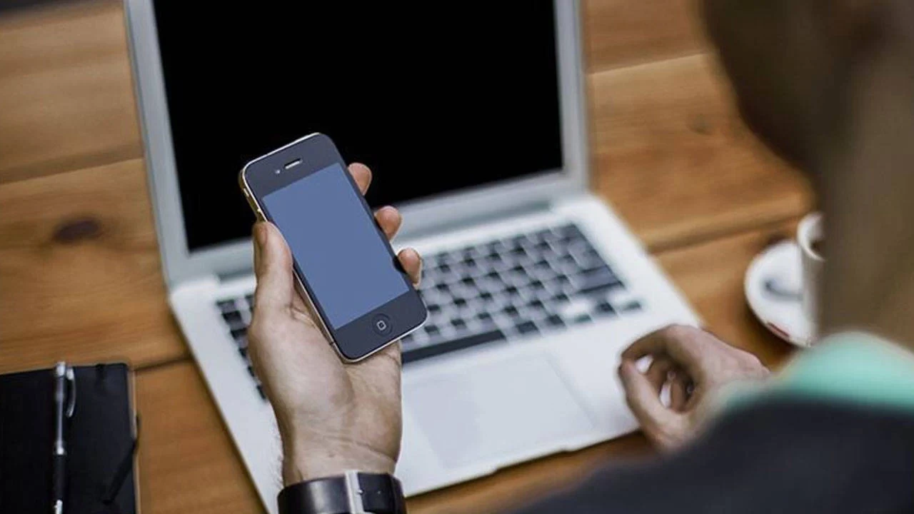 Telegram Ayyıldız Teams olayı ne? Ayyıldız Team nedir? Gece yarısı SMS yağmuru telefonları kilitledi!