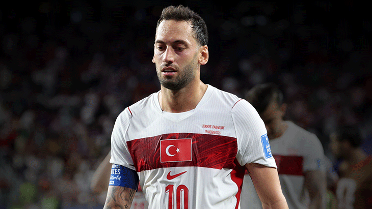 A Milli Takım, yurda döndükten sonra Hakan Çalhanoğlu'ndan özür paylaşımı! 'Sorumluluğu herkesten önce ben üstleniyorum'