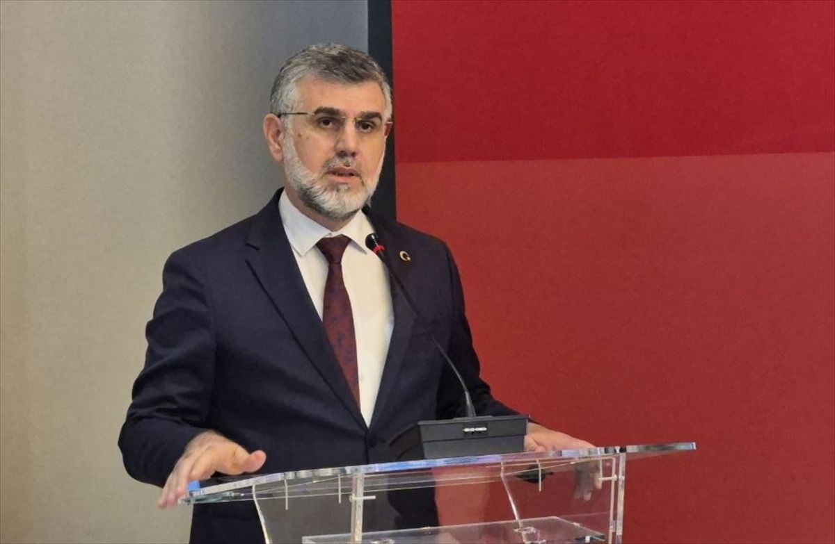 Sanatçı Ubey Talha Akkaya'nın "Yol" sergisi Beyoğlu'nda açıldı