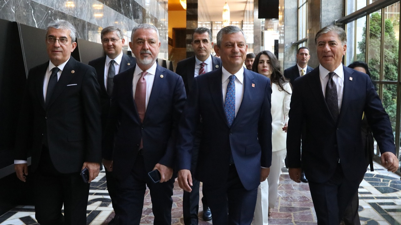 Özgür Özel cephesinden Bahçeli'ye 'Hazine yardımı' yanıtı