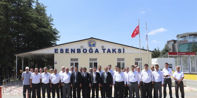 Ankara'daki taksiciler NATO Zirvesi'ne hazırlanıyor: Tek tip elbise