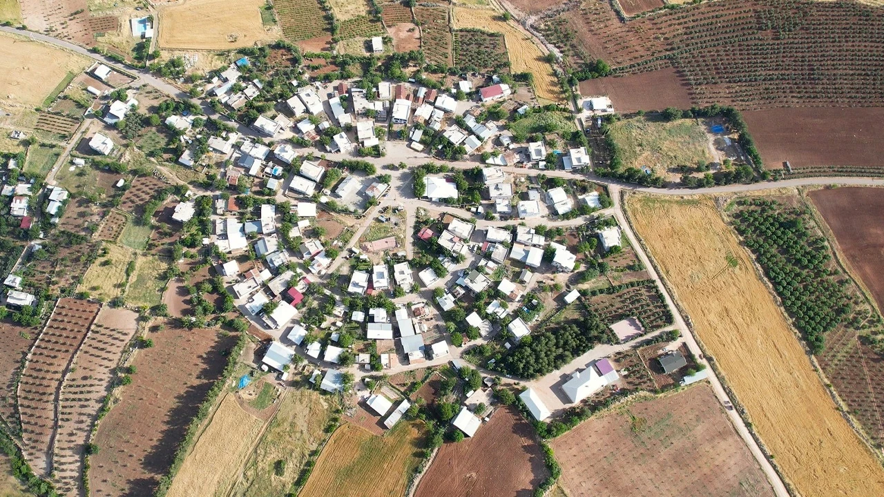 Türkiye'de Başka Örneği Yok: Görenlerin Ütopik Sandığı 'Yuvarlak Köy' Adıyaman'da Çıktı