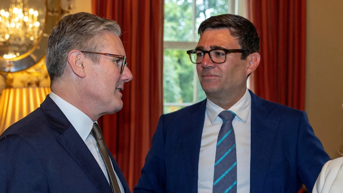 10 Numara'nın yeni ismi Andy Burnham! Kim bu 'Kuzeyin kralı'? İngiltere'nin önündeki 10 gün