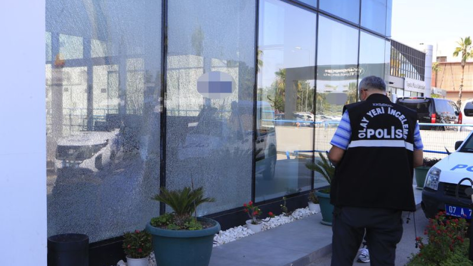 Antalya'da Otokoç yetkili servisinin kurşunlanmasına ilişkin gözaltı sayısı 13'e yükseldi