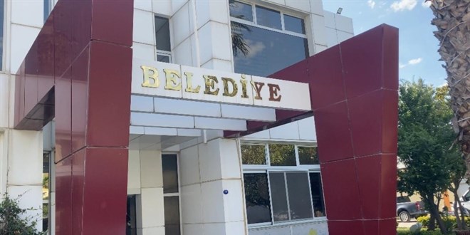 Seferihisar Belediyesine rüşvet operasyonu: 5 şüpheli tutuklandı