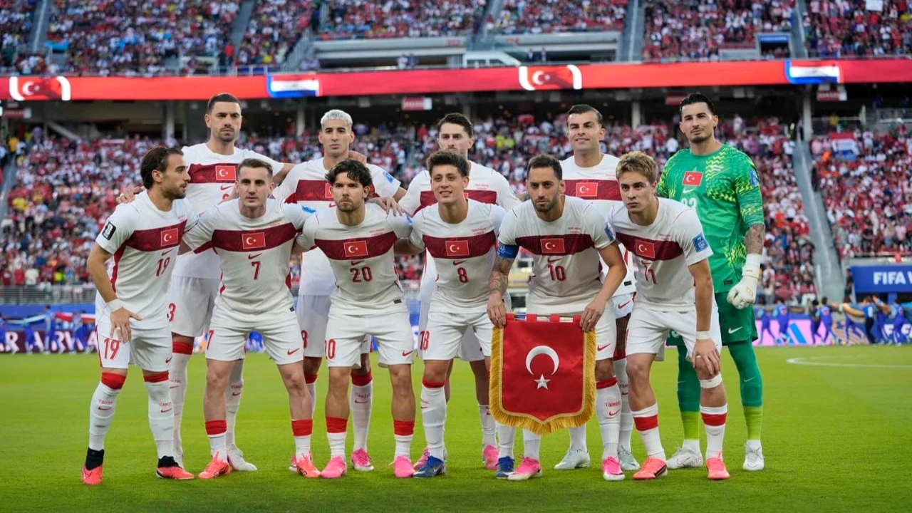 A Milli Takım'ın vedası dünya basınında olay oldu! "Çaresizlik, hayal kırıklığı ve yetenek israfı"