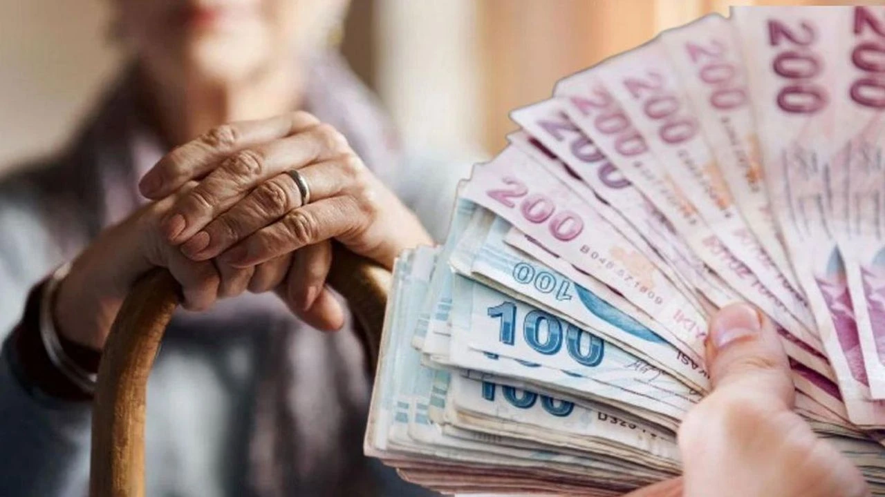 En düşük emekli aylığı komisyondan geçti: İşte güncel rakamlar!