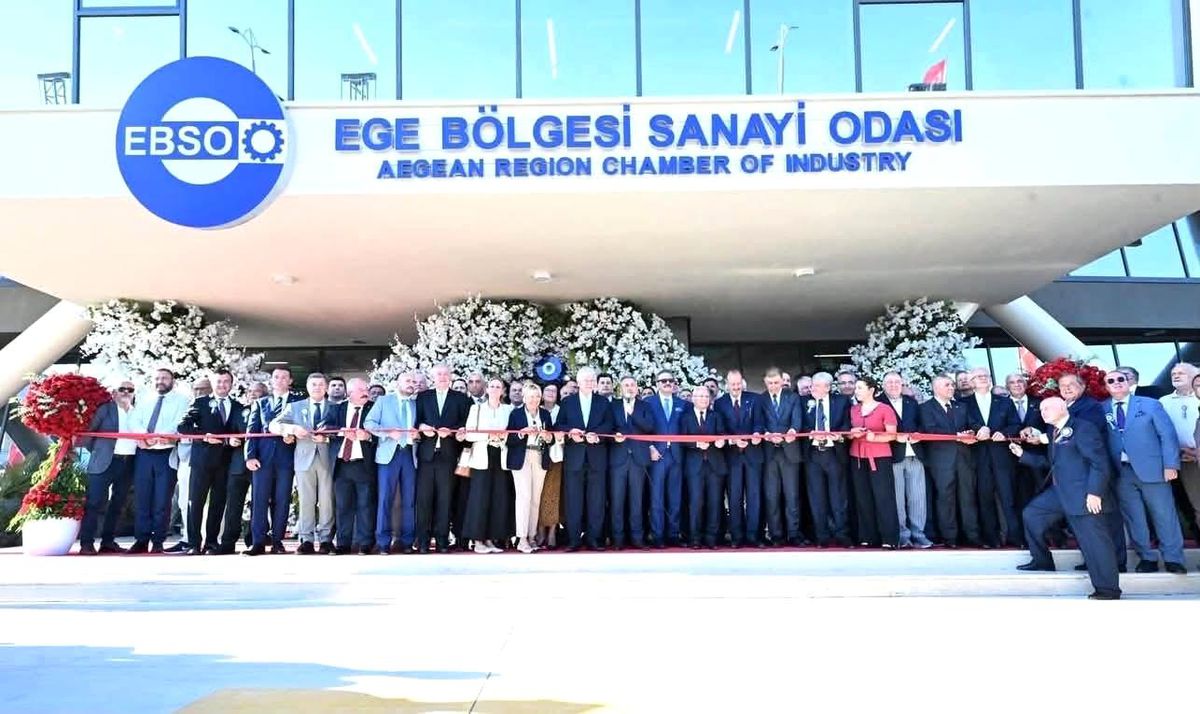 Başkan Ülken, EBSO'nun yeni hizmet binası açılışı törenine katıldı